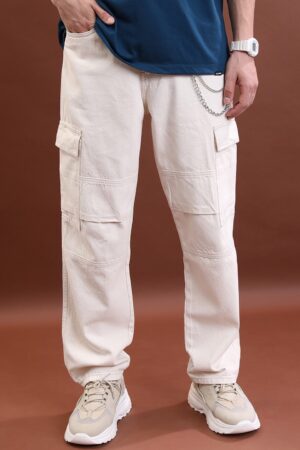 Men Relaxed Fit Mid-Rise Clean Look Cargo Jeans