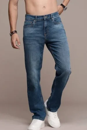 Men Light Fade Regular Fit Stretchable Jeans